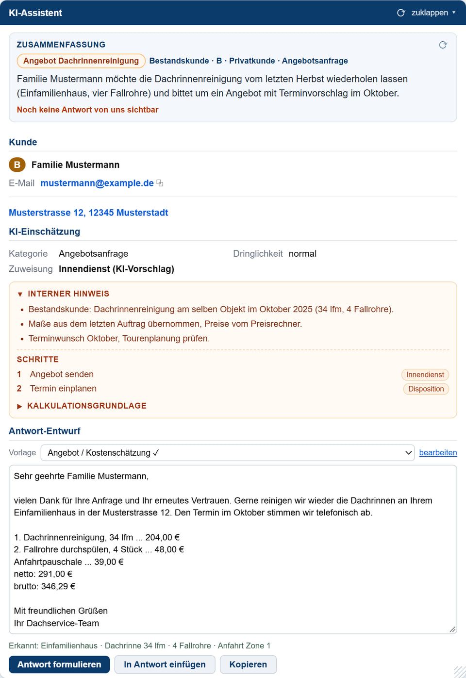 The side panel on its own, in German: a summary of the request, the customer record, the classification as a quote request for the office team, an internal note with next steps, and the drafted reply from the quote template.